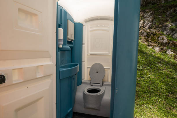 Best Portable restroom trailer rental  in Conway, PA